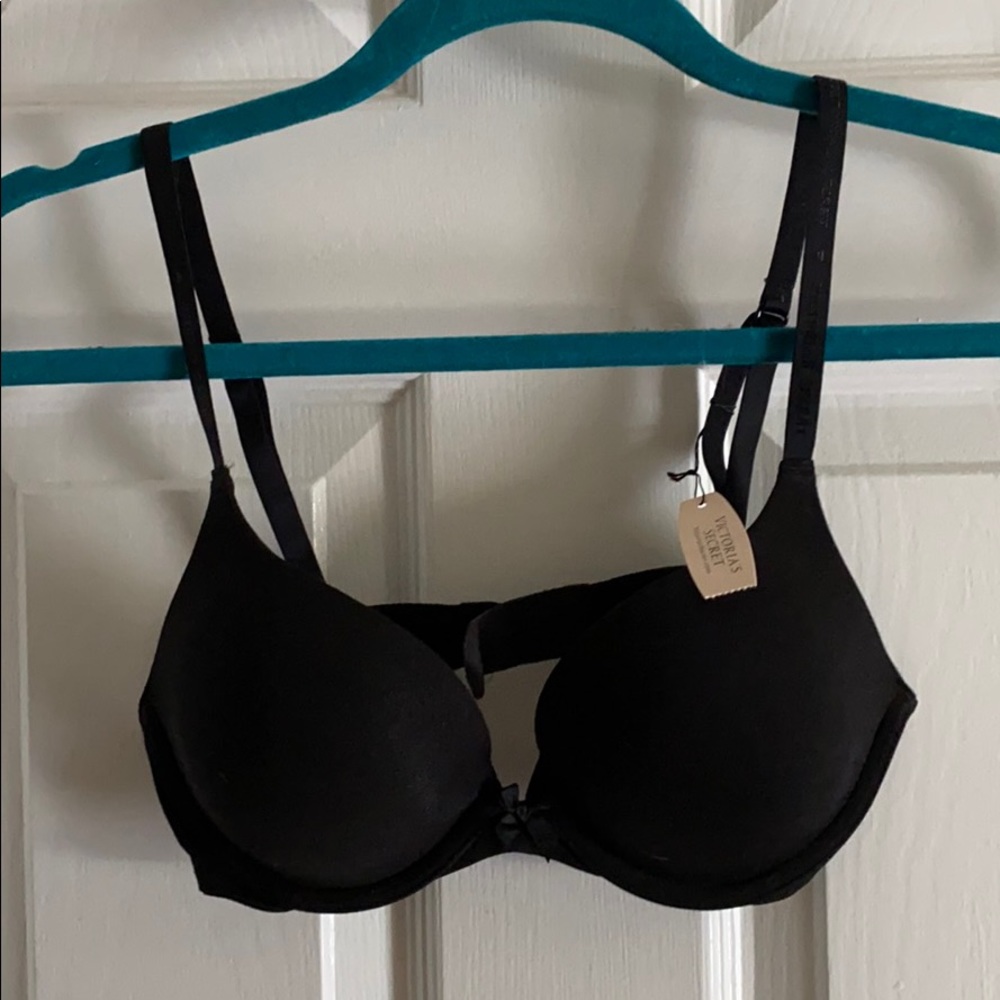 NWT Victoria’s Secret Push Up Bra